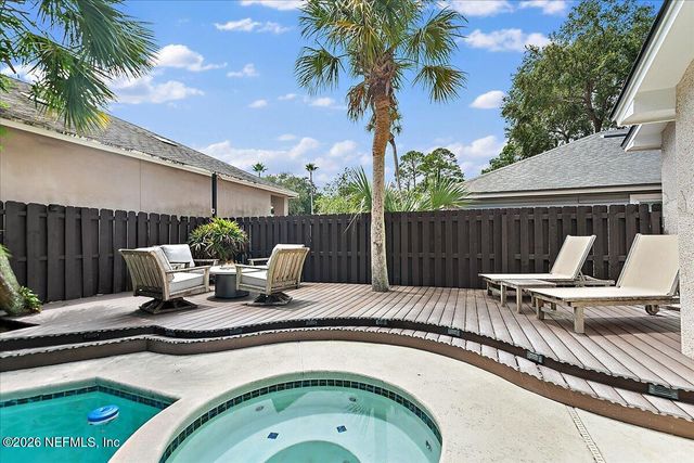 1660 LINKSIDE Court N, Atlantic Beach, FL 32233
