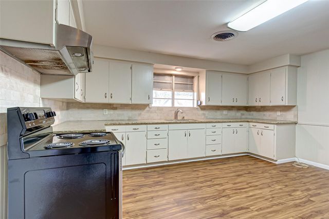 9006 Fm 361 Road, Richmond, TX 77469