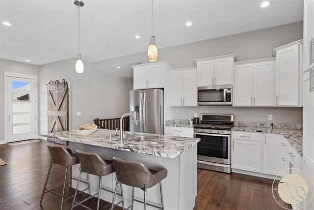 3048 W Copper Ridge Loop, Billings, MT 59106