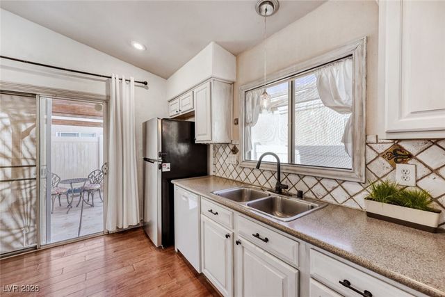 8543 Lakota Street, Las Vegas, NV 89123