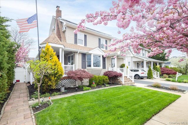 210 Frederick Avenue, Bellmore, NY 11710