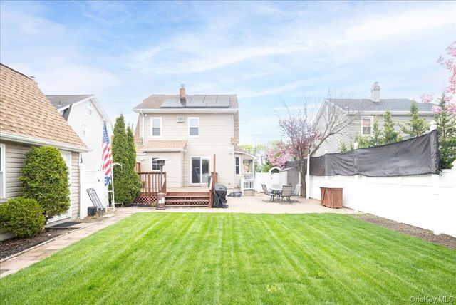 210 Frederick Avenue, Bellmore, NY 11710