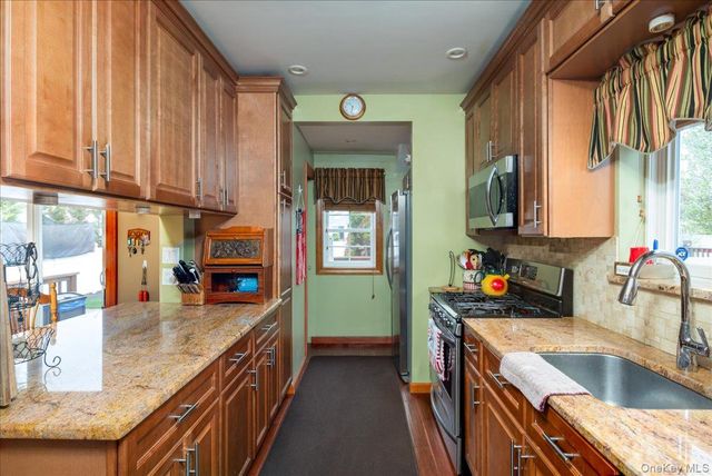 210 Frederick Avenue, Bellmore, NY 11710