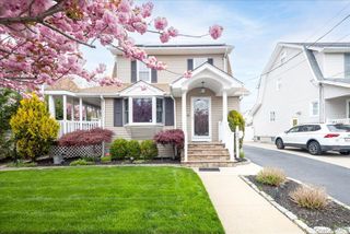 210 Frederick Avenue, Bellmore, NY 11710