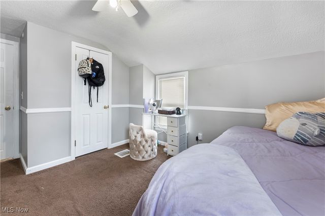 325 Lincoln Avenue, Louisville, OH 44641