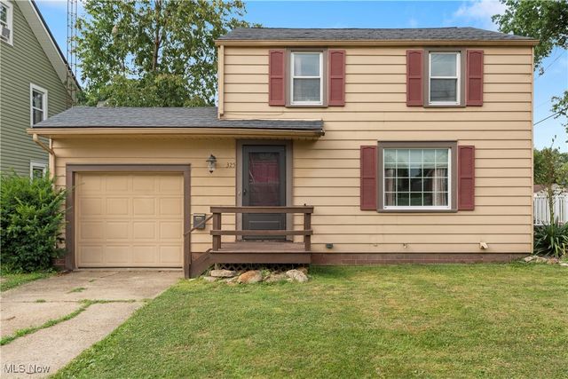 325 Lincoln Avenue, Louisville, OH 44641