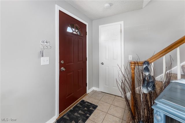 325 Lincoln Avenue, Louisville, OH 44641