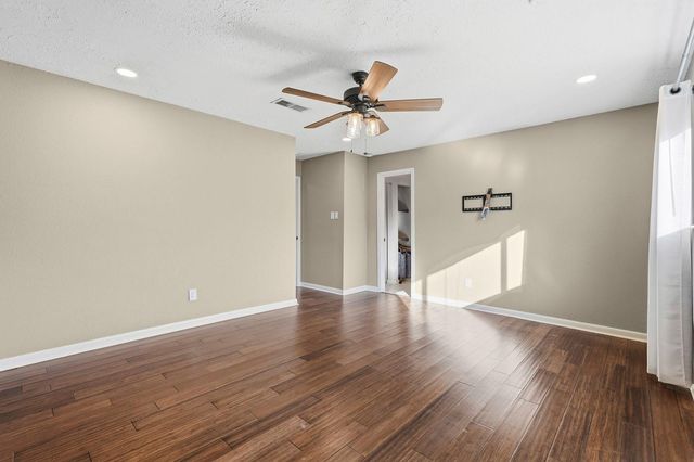 6231 Autumn Forest Drive, Houston, TX 77092