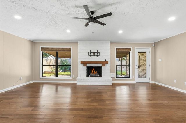 6231 Autumn Forest Drive, Houston, TX 77092