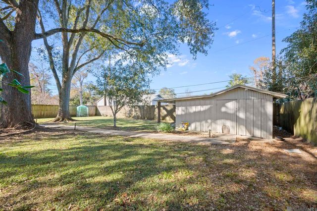 7345 Government St, Baton Rouge, LA 70806