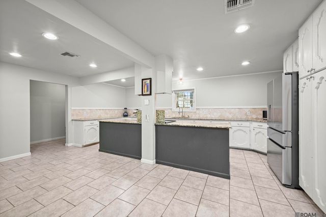 7345 Government St, Baton Rouge, LA 70806