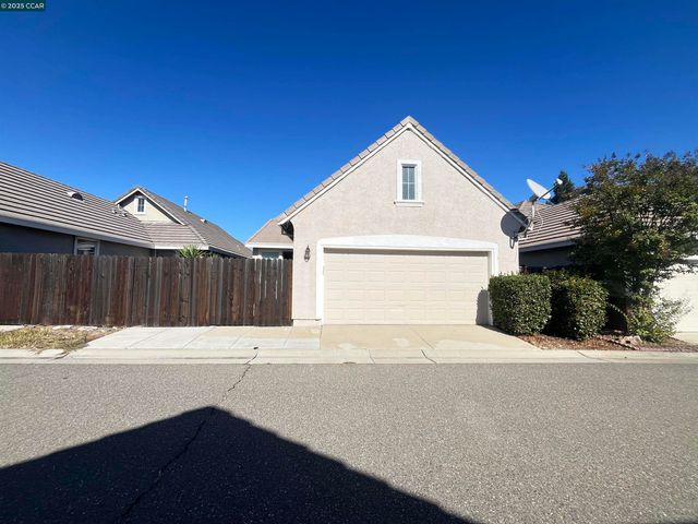 1870 Zurlo Way, Sacramento, CA 95835