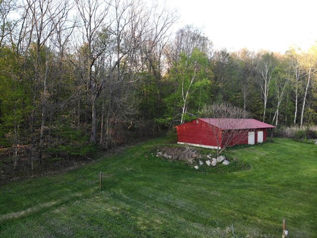 498 Town Line Road, Bennington, VT 05201