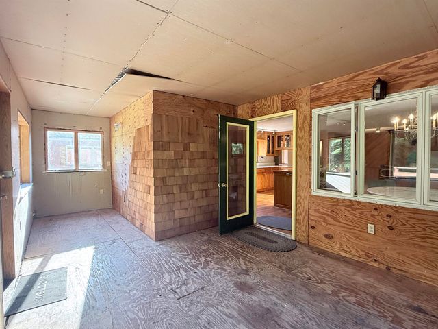 498 Town Line Road, Bennington, VT 05201