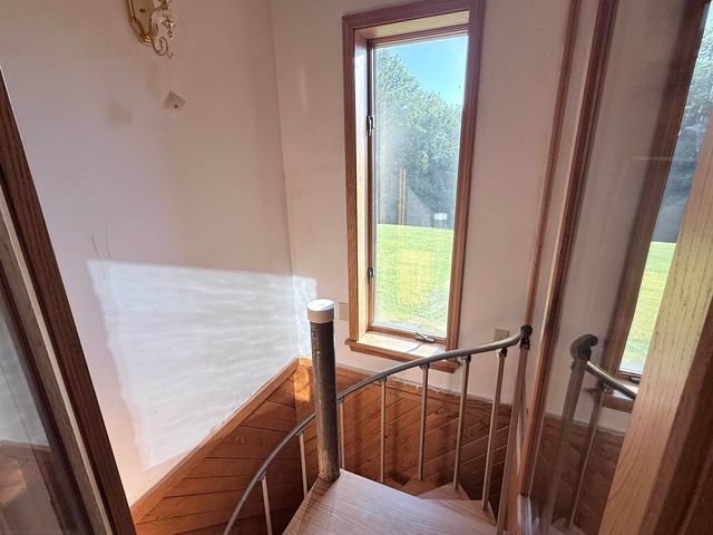 498 Town Line Road, Bennington, VT 05201