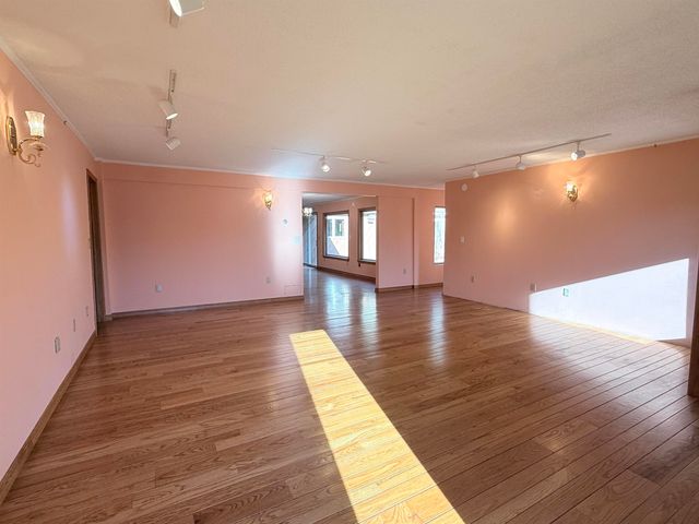 498 Town Line Road, Bennington, VT 05201