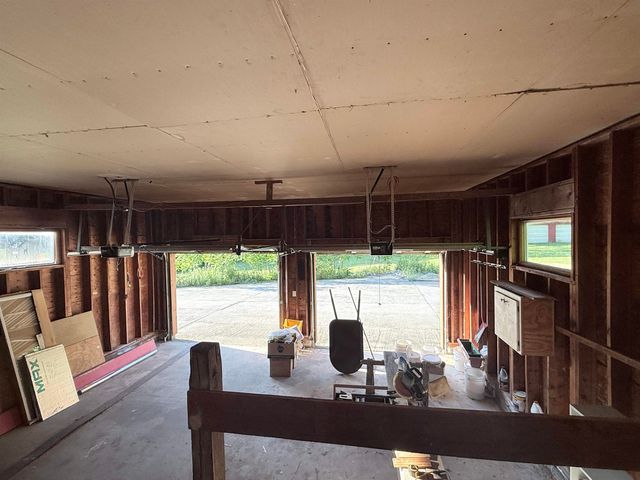 498 Town Line Road, Bennington, VT 05201