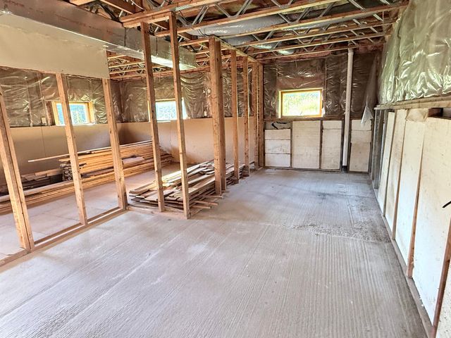 498 Town Line Road, Bennington, VT 05201