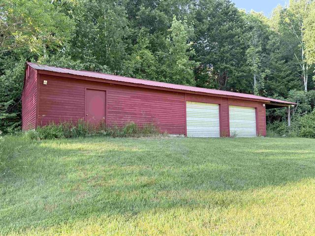 498 Town Line Road, Bennington, VT 05201