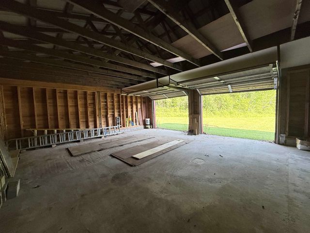 498 Town Line Road, Bennington, VT 05201