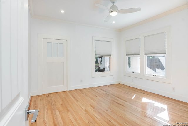 126 ARMOUR PL, San Antonio, TX 78212