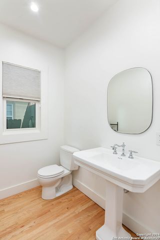 126 ARMOUR PL, San Antonio, TX 78212