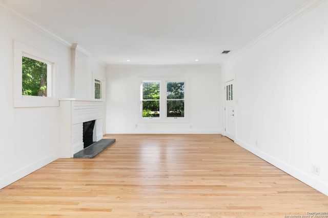 126 ARMOUR PL, San Antonio, TX 78212