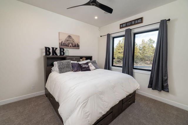 62825 Montara Drive, Bend, OR 97701