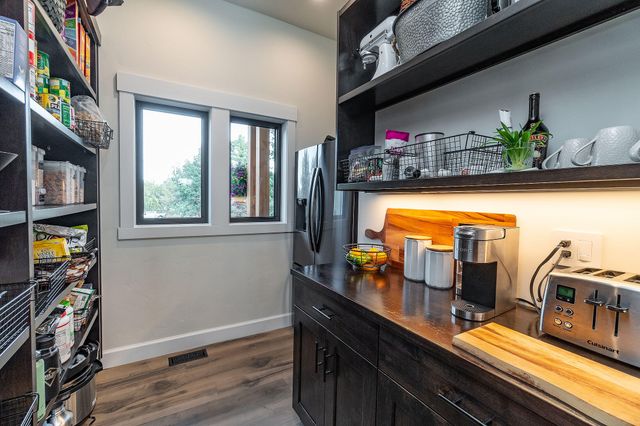 62825 Montara Drive, Bend, OR 97701