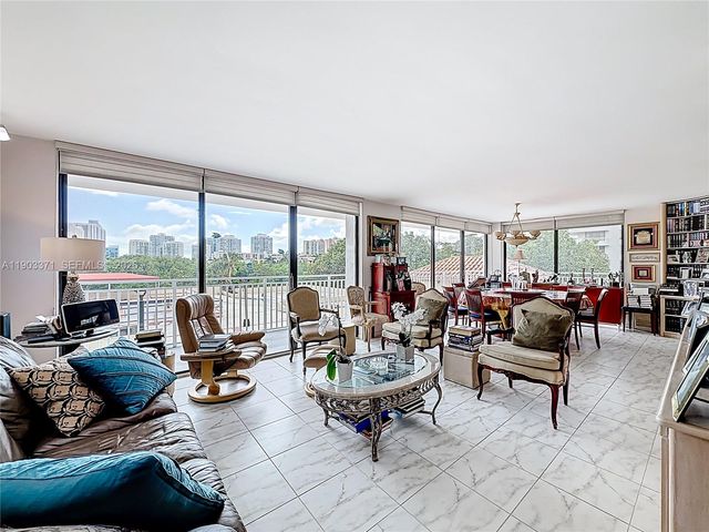 210 174th Street 409, Sunny Isles Beach, FL 33160