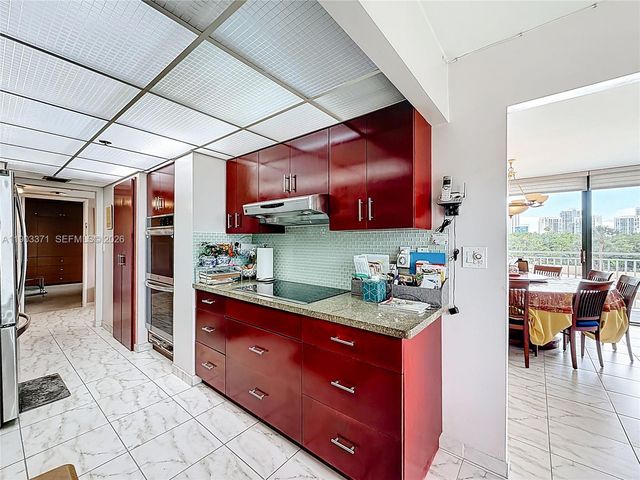210 174th Street 409, Sunny Isles Beach, FL 33160