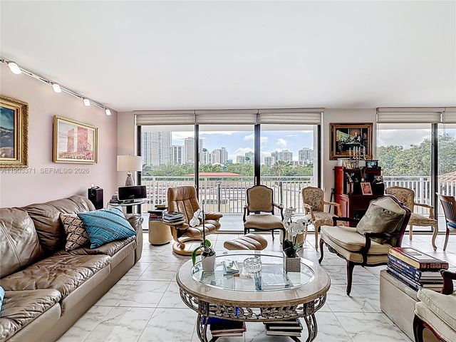 210 174th Street 409, Sunny Isles Beach, FL 33160