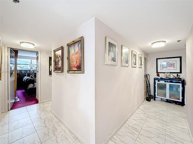 210 174th Street 409, Sunny Isles Beach, FL 33160