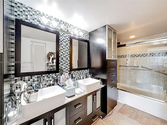 210 174th Street 409, Sunny Isles Beach, FL 33160