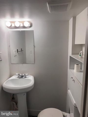 3051 SEAMON AVE, Baltimore, MD 21225