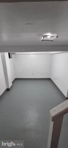 3051 SEAMON AVE, Baltimore, MD 21225