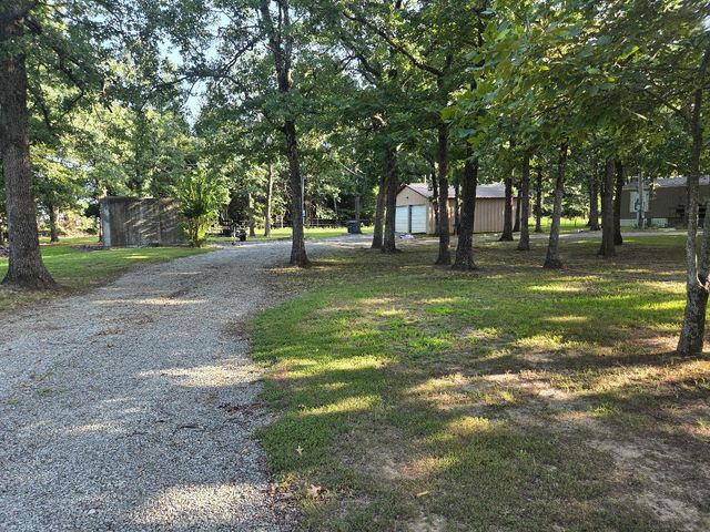 204 W BK 1650 Road, Stigler, OK 74462
