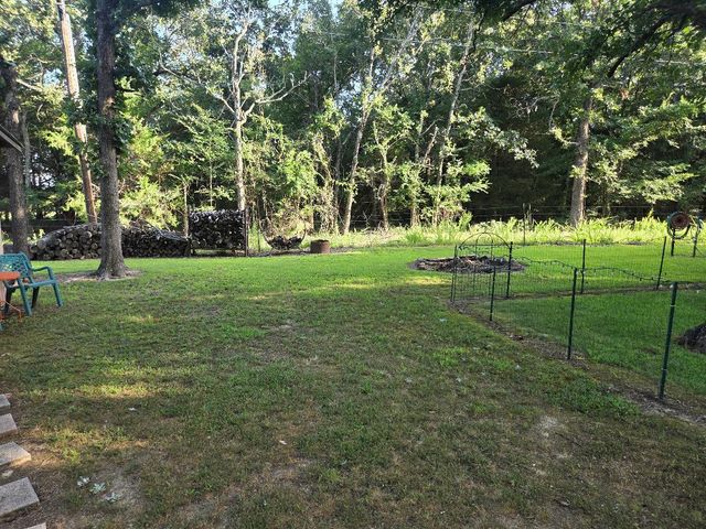 204 W BK 1650 Road, Stigler, OK 74462