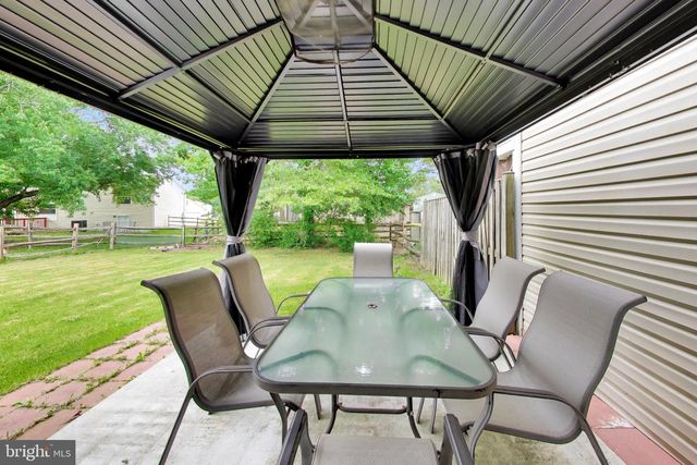 1209 BANNISTER CIR, Waldorf, MD 20602