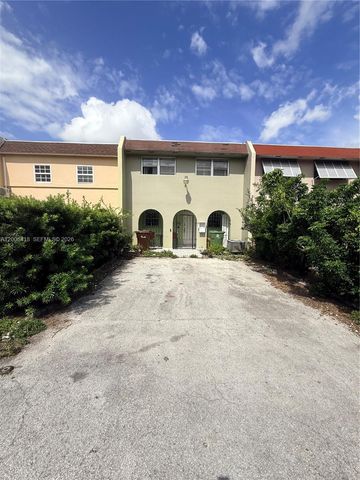7310 W 3rd Avenue, Hialeah, FL 33014