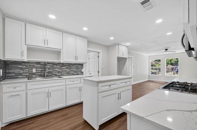 1113 Brock Street, Dallas, TX 75203