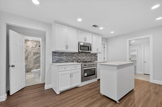 1113 Brock Street, Dallas, TX 75203
