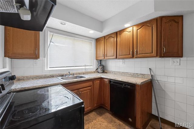4701 Nelson Drive, St Louis, MO 63121