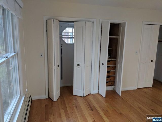 711 W SADDLE RIVER Road, Ho-ho-kus, NJ 07423