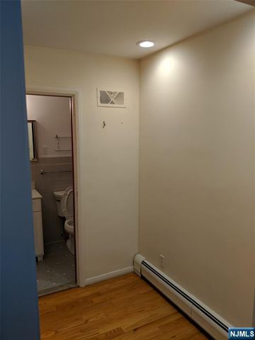 711 W SADDLE RIVER Road, Ho-ho-kus, NJ 07423