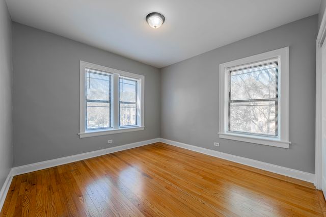 2056 W Arthur Avenue 3W, Chicago, IL 60645