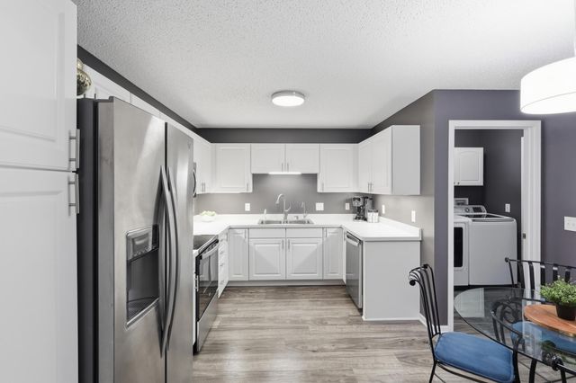 17424 Deerfield Drive SE, Prior Lake, MN 55372