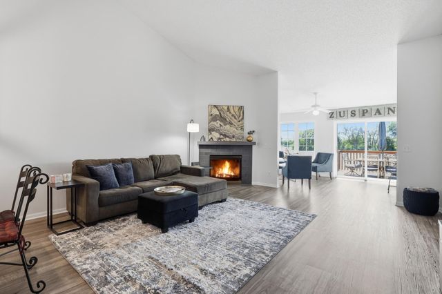 17424 Deerfield Drive SE, Prior Lake, MN 55372