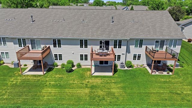 17424 Deerfield Drive SE, Prior Lake, MN 55372