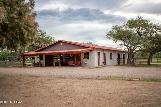 3155 W Elephant Head Road, Amado, AZ 85645